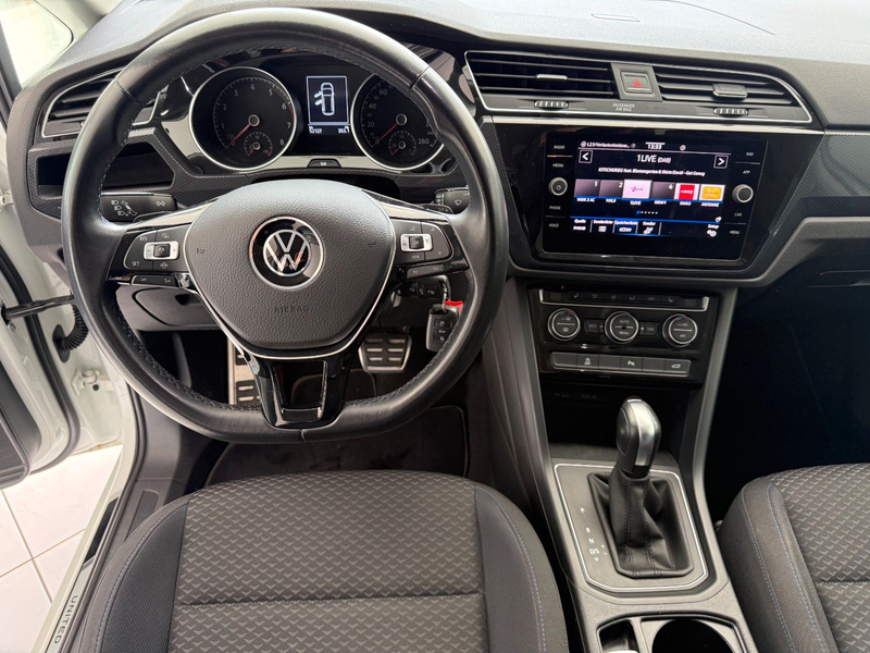 Volkswagen Touran 1.5 TSI United R-Line / 7 Sitze — photo 6