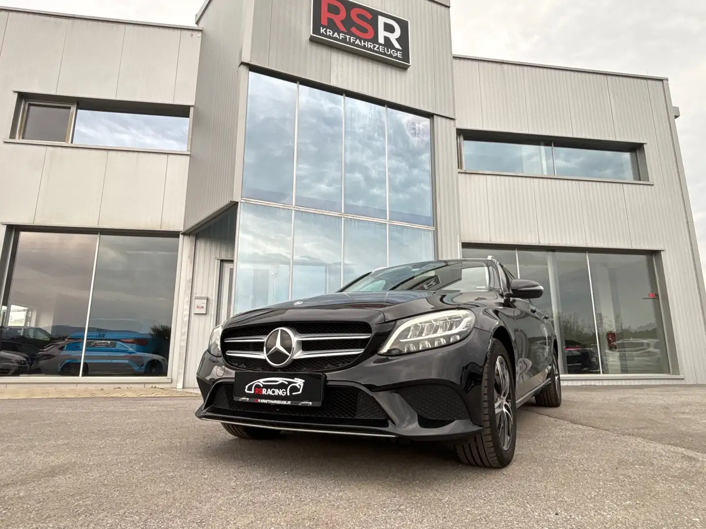 Mercedes-Benz C 220 C 220 T d 4Matic (205.215)Burmester LED Schwarz - 1
