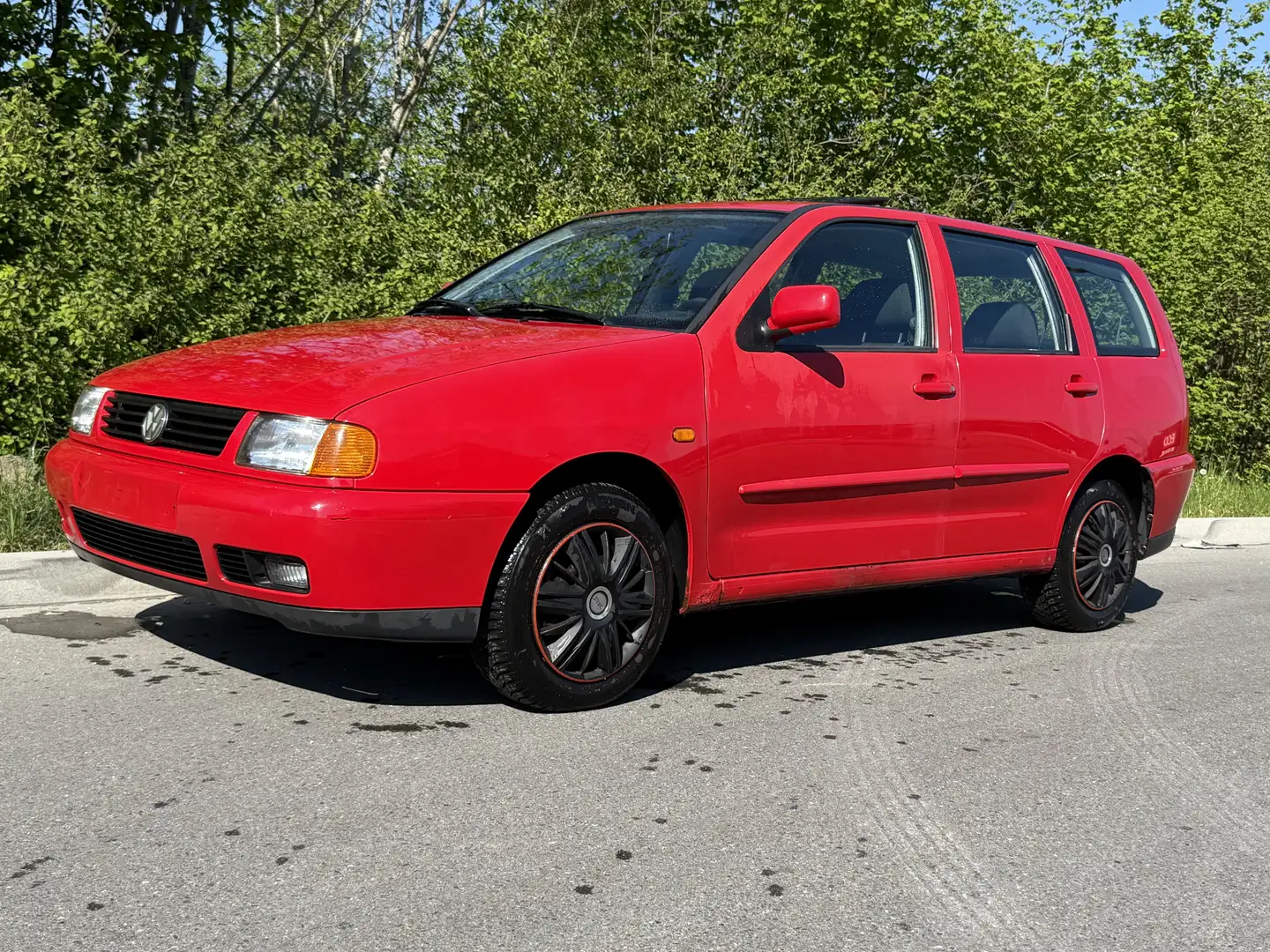 Volkswagen Polo Polo Variant / Kombi 1,4 l Rot - 1
