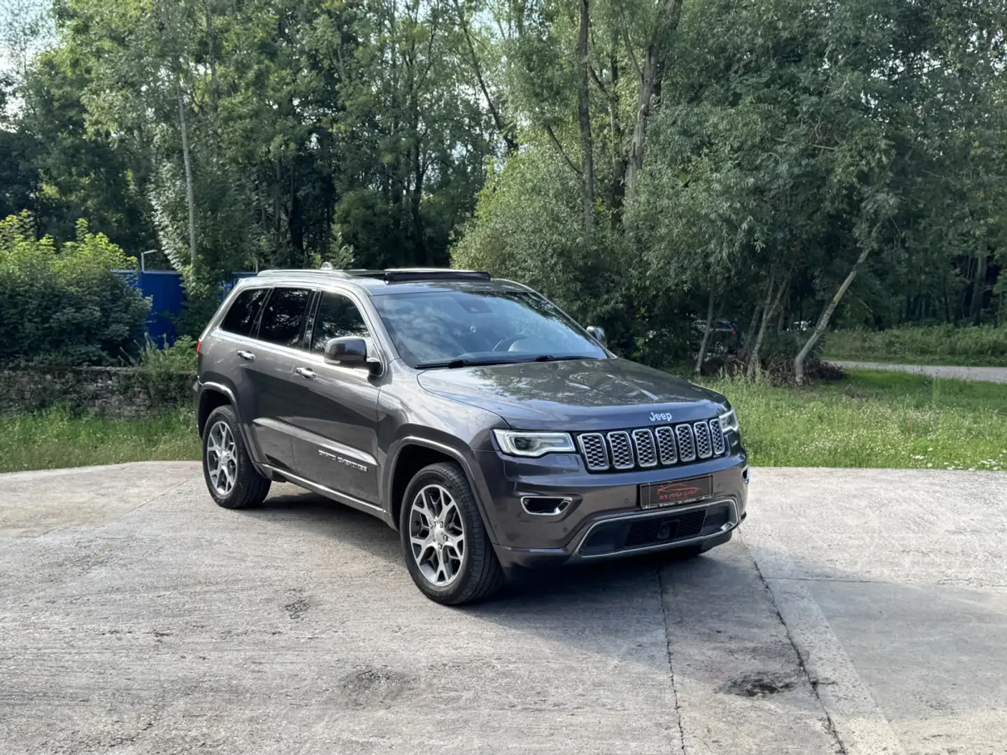 Jeep Grand Cherokee 3.0CRD V6 250CV BVA9 OVERLAND Gris - 1