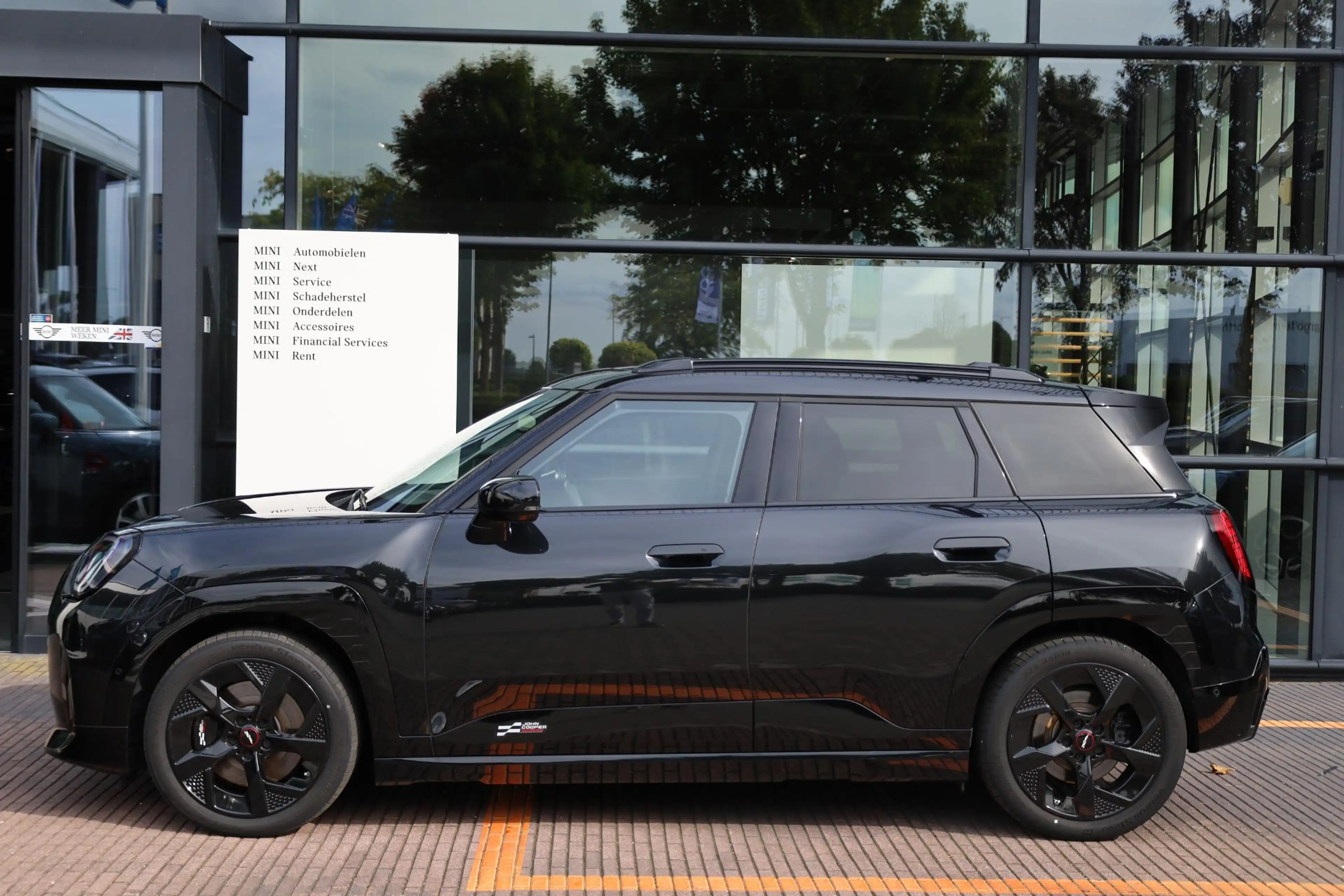 MINI Aceman E John Cooper Works | Pakket M | Panorama Dak | He — photo 4