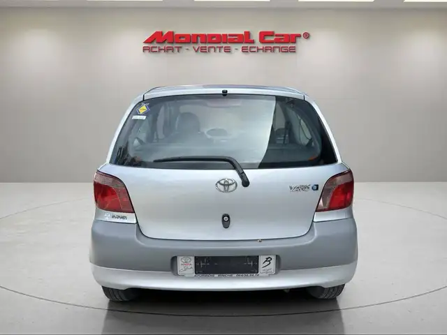 Toyota Yaris view 5