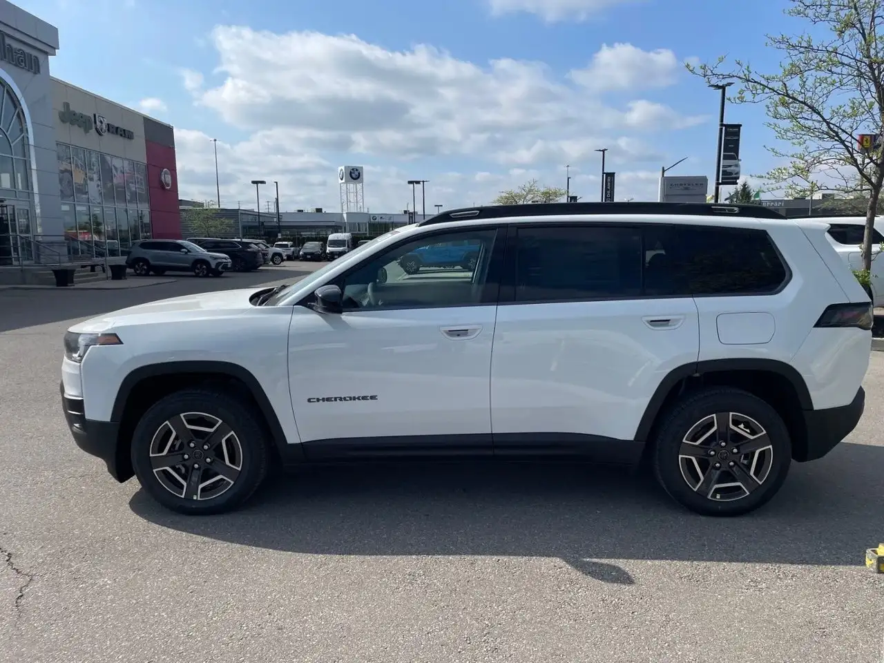 Jeep Cherokee снимка Jeep Cherokee