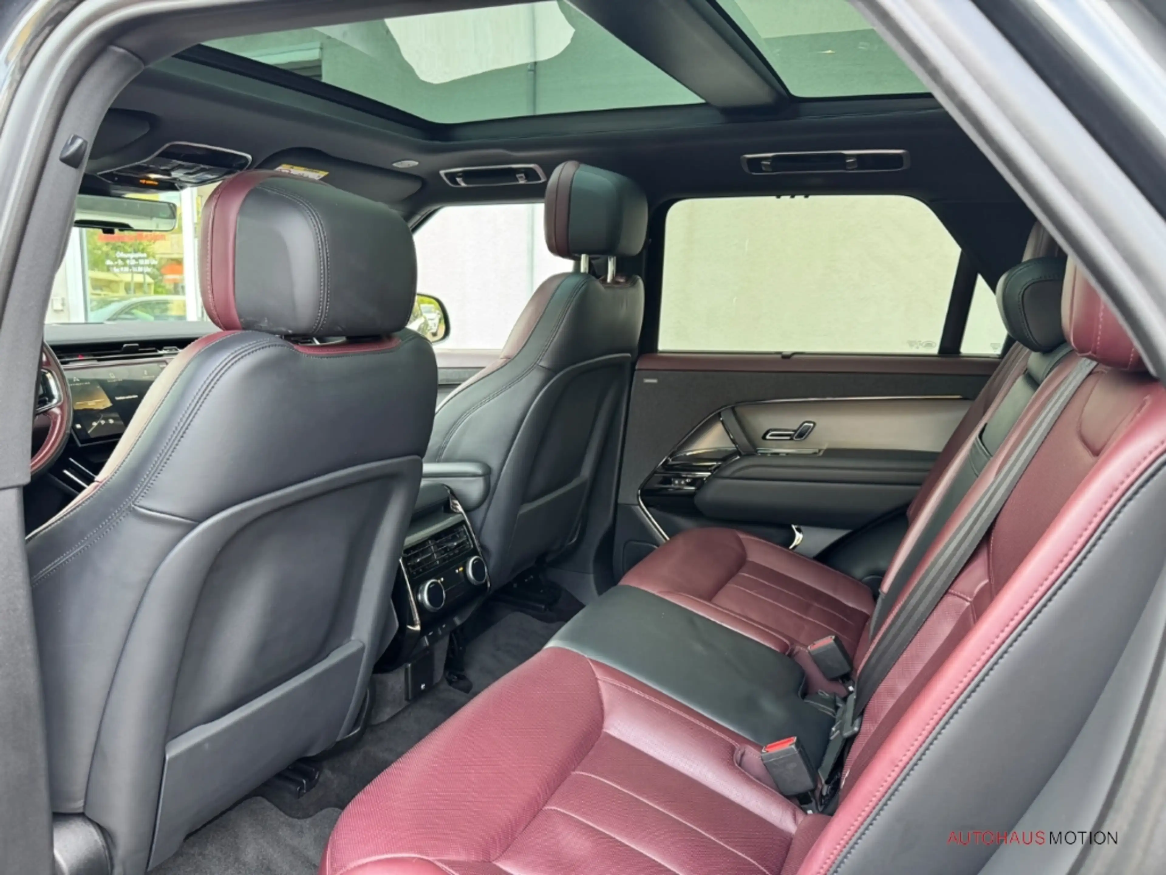 Land Rover Range Rover Sport Dynamic HSE P440E Panorama Navi 22'LM Kamera LED — photo 10