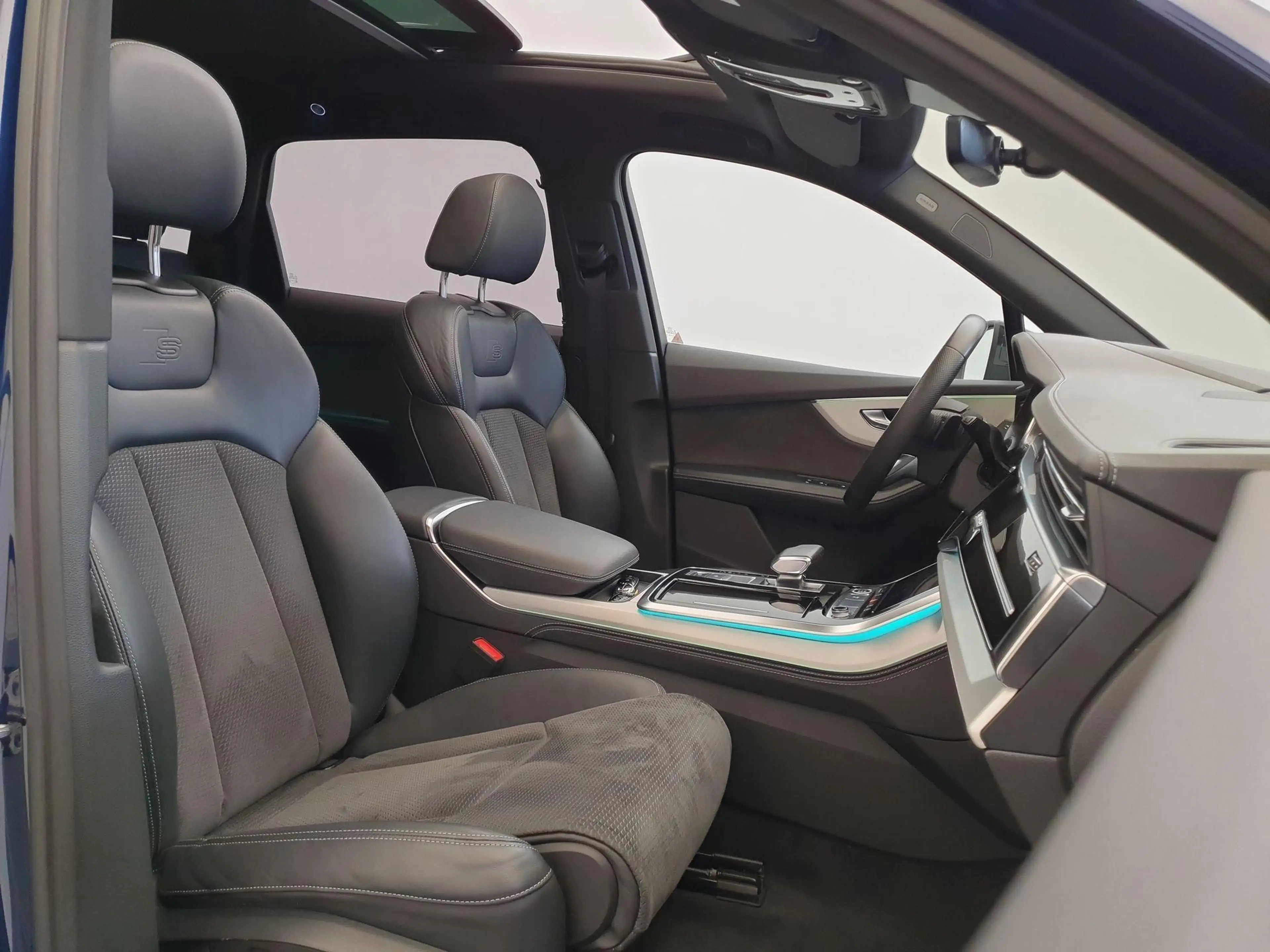 Audi Q7 55 TFSI e quattro S-Line Panoramadak, Luchtvering, — photo 3