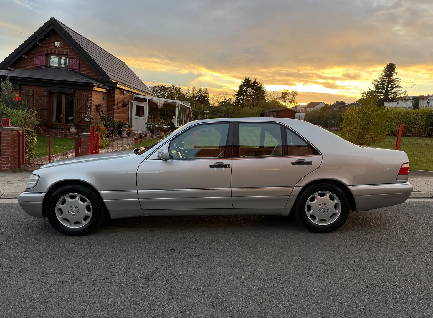 Mercedes-Benz S 280 W140 – Dernière série 1997 – Limousine Srebrny - 2