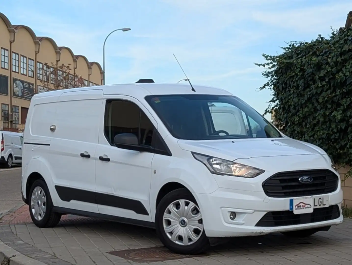 Ford Connect Comercial FT Van 1.5 TDCi EcoBlue S&S L2 2 Blanc - 1