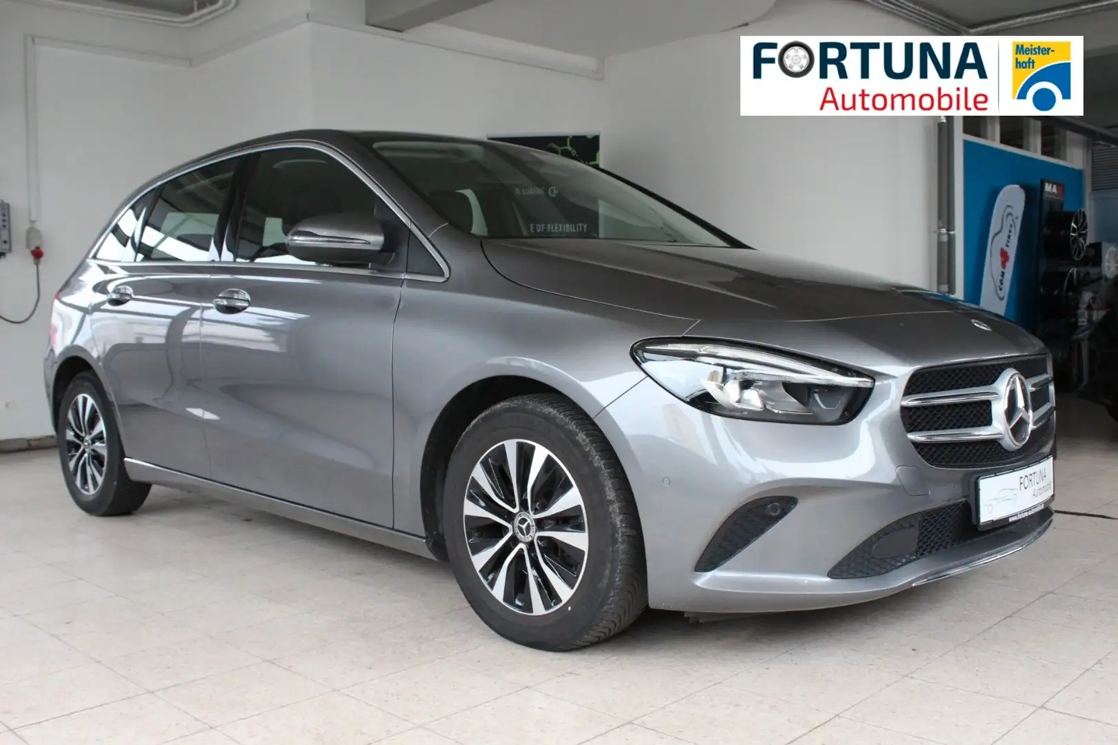Mercedes-Benz B 200 Aut. LED Progressive Paket Kamera Gris - 1