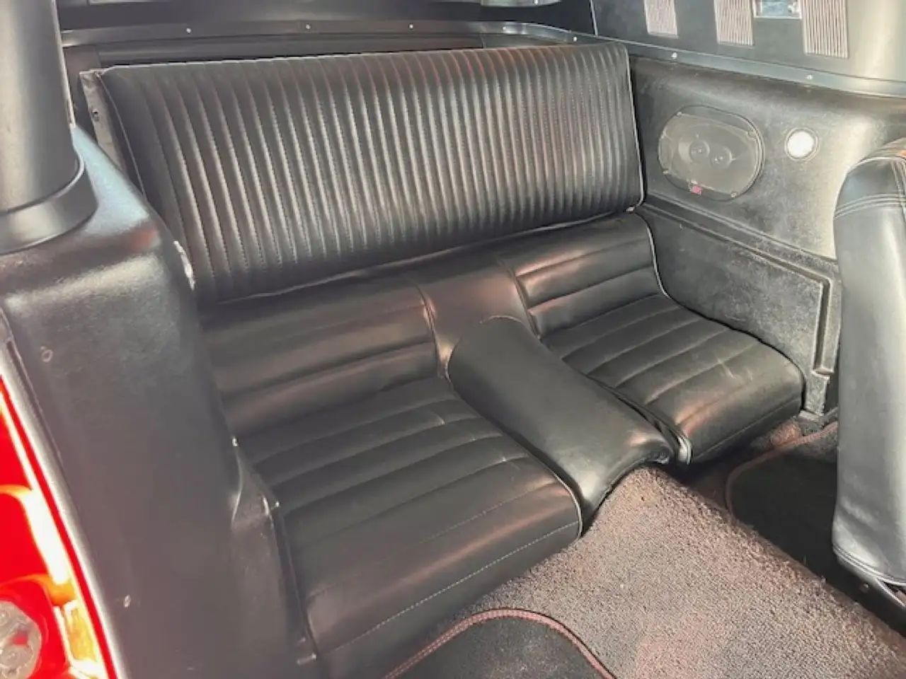 Ford Mustang FASTBACK 289 CI V8 1965 ROUGE BANDES BLANCHES, foto 9