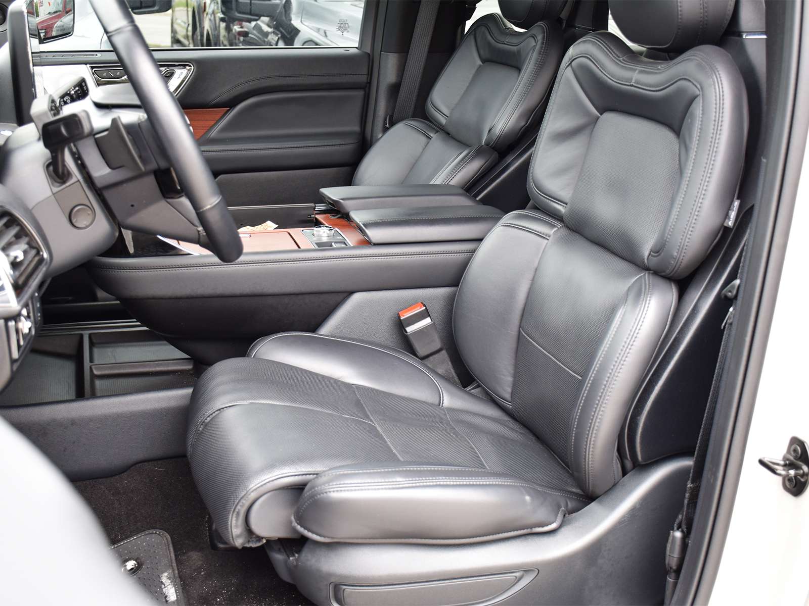 2024 Lincoln Navigator