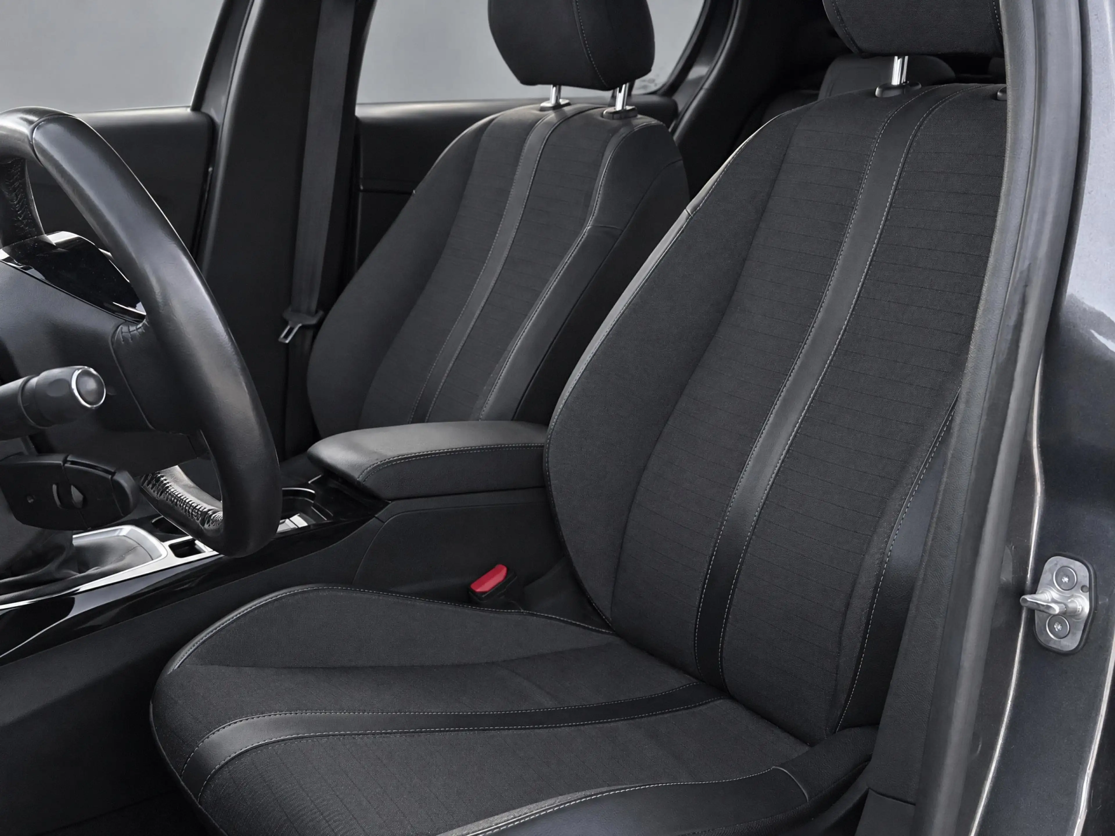 Peugeot 208 1.2 PureTech Allure Pack | Navigatie | Carplay | C — photo 7