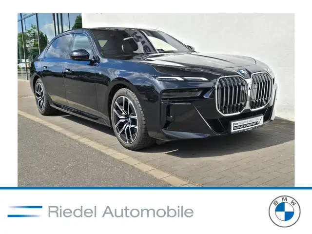 BMW 740 d xDrive M Sportpaket*Standhzg*Sky-Lounge*B&W