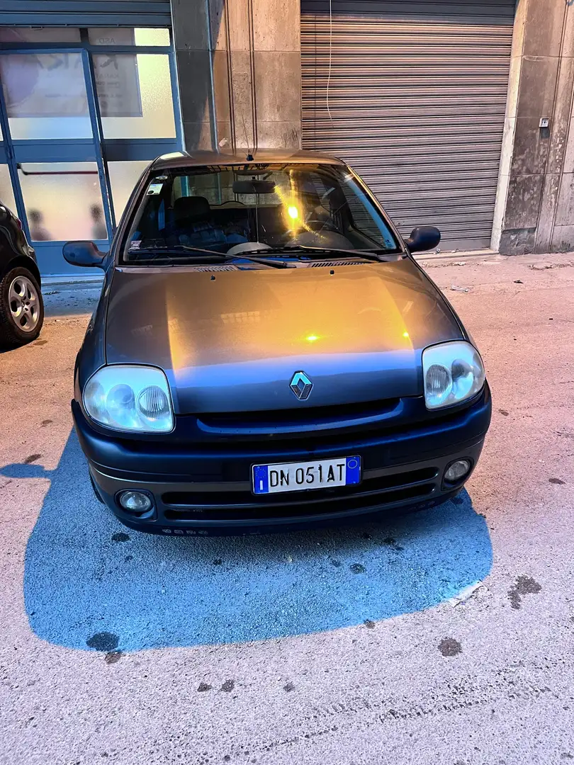 Renault Clio 3p 1.4 16v MTV Grigio - 1