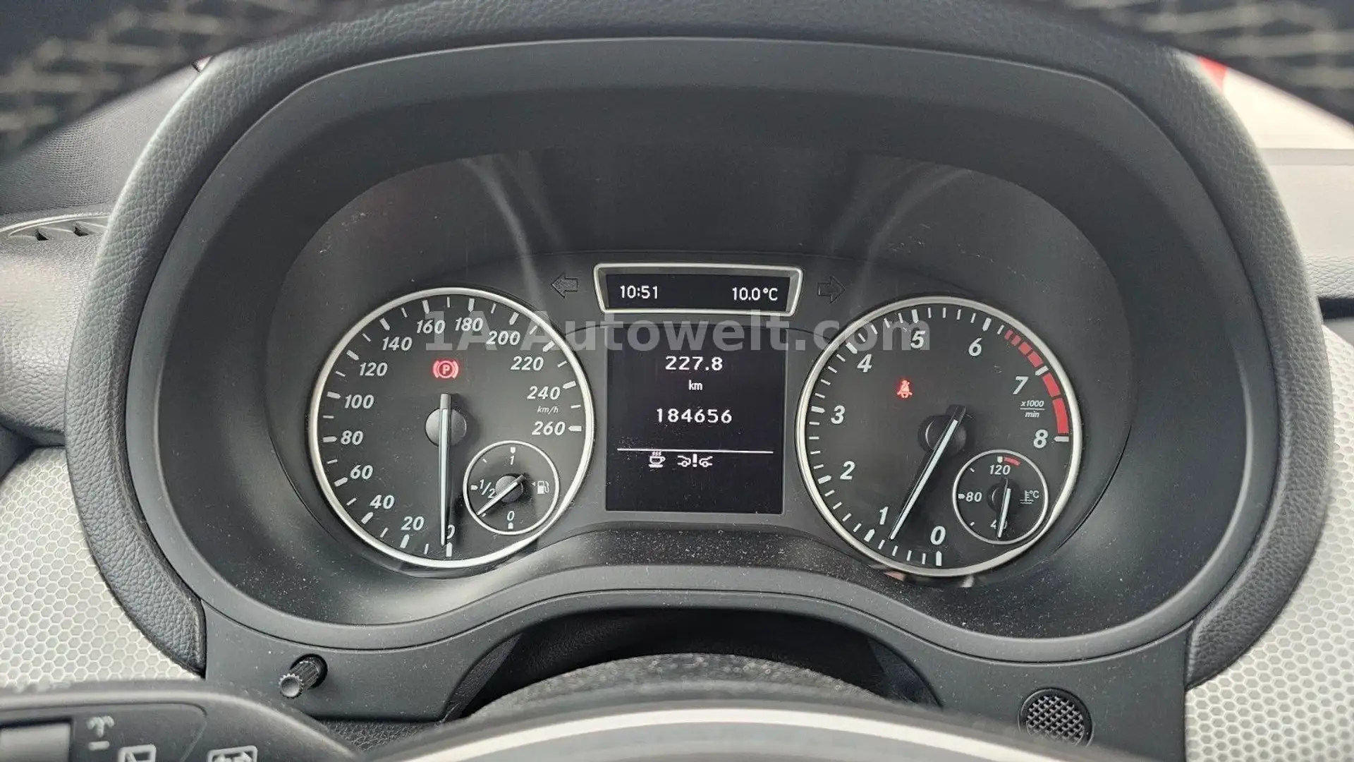 Mercedes-Benz B 200 AMG  Shzg Klima EFH Xenon Argintiu - 2
