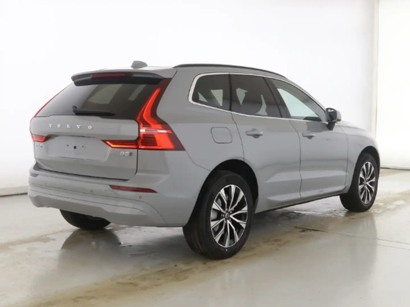 Volvo XC60 Core B5 AWD 19''LM ACC Lenkradhz Harman DAB Active Grau - 2