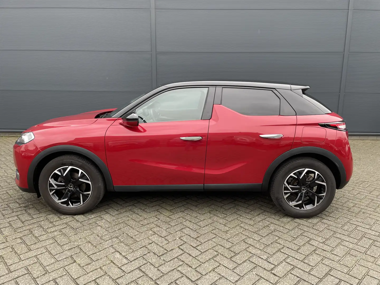 DS Automobiles DS 3 100pk Performance Line (Camera - Stoelverwarming - Rood - 2