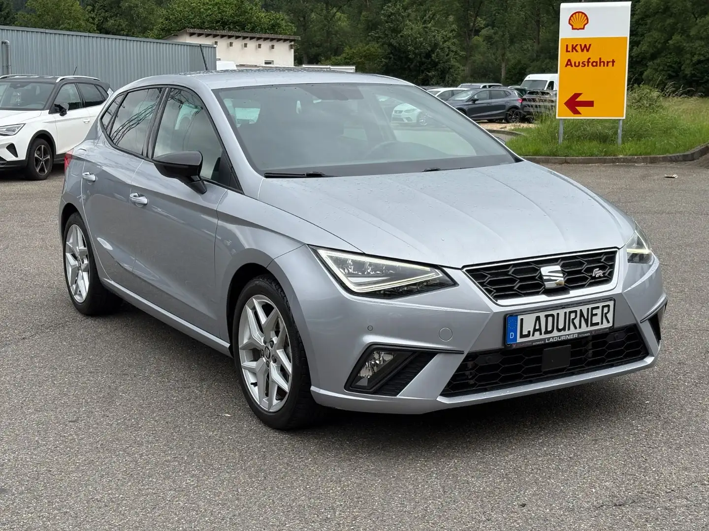 SEAT Ibiza FR 1,0 TSI DSG *LED/NAVI/KAMERA* Argento - 1