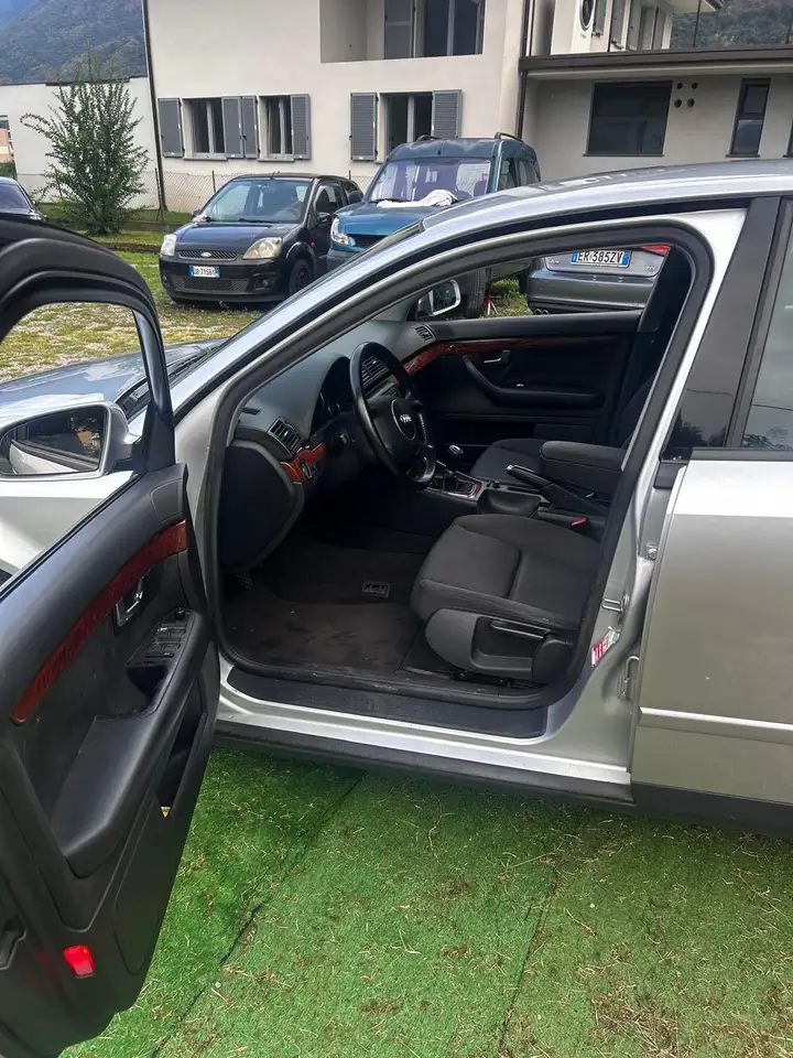 Audi A4 2.0, foto 12