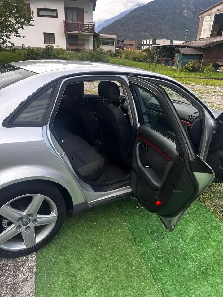 Audi A4 2.0, foto 11