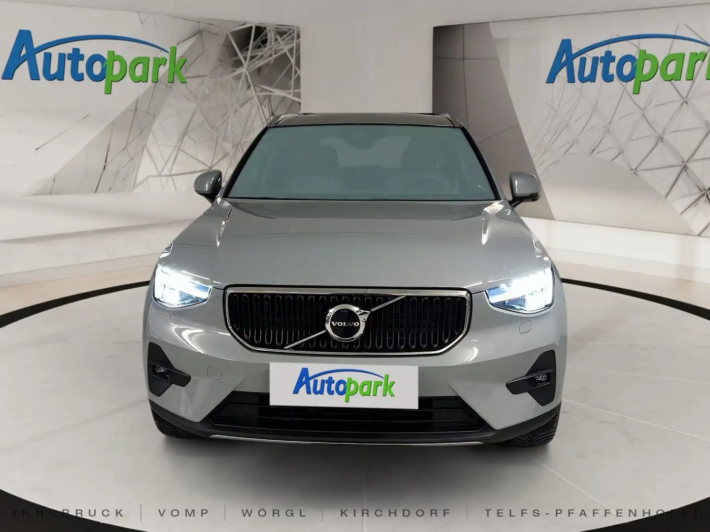 Volvo XC40 T2 Automatikgetriebe Essential Grigio - 2