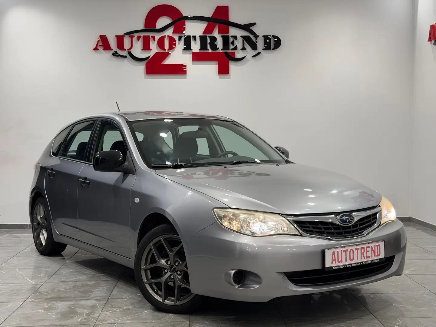 Subaru Impreza Active 4WD KLIMAAUT+EFH+8 fach Bereift Ezüst - 2