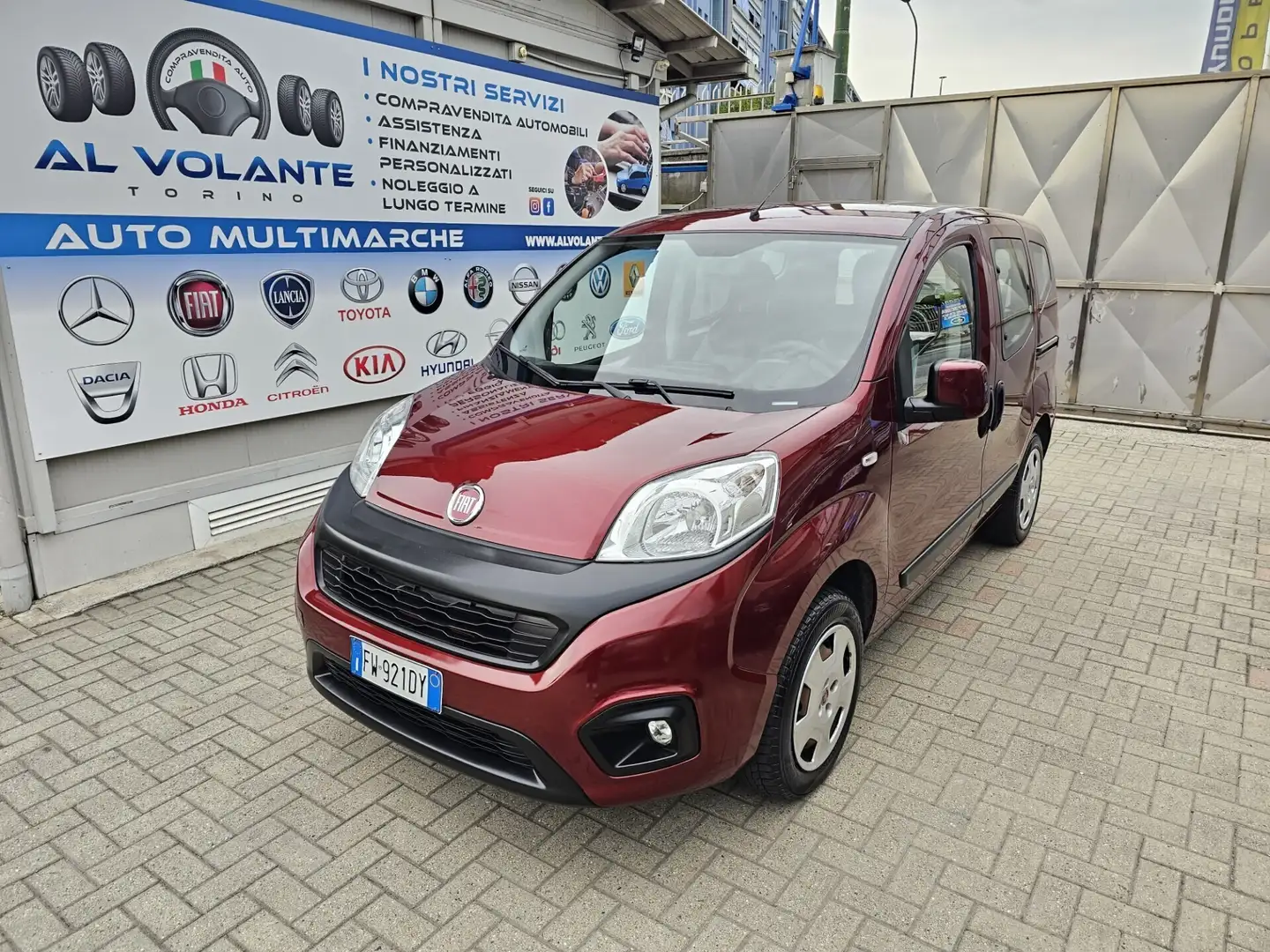 Fiat Qubo 1.4 8V 77 CV Lounge Rot - 1