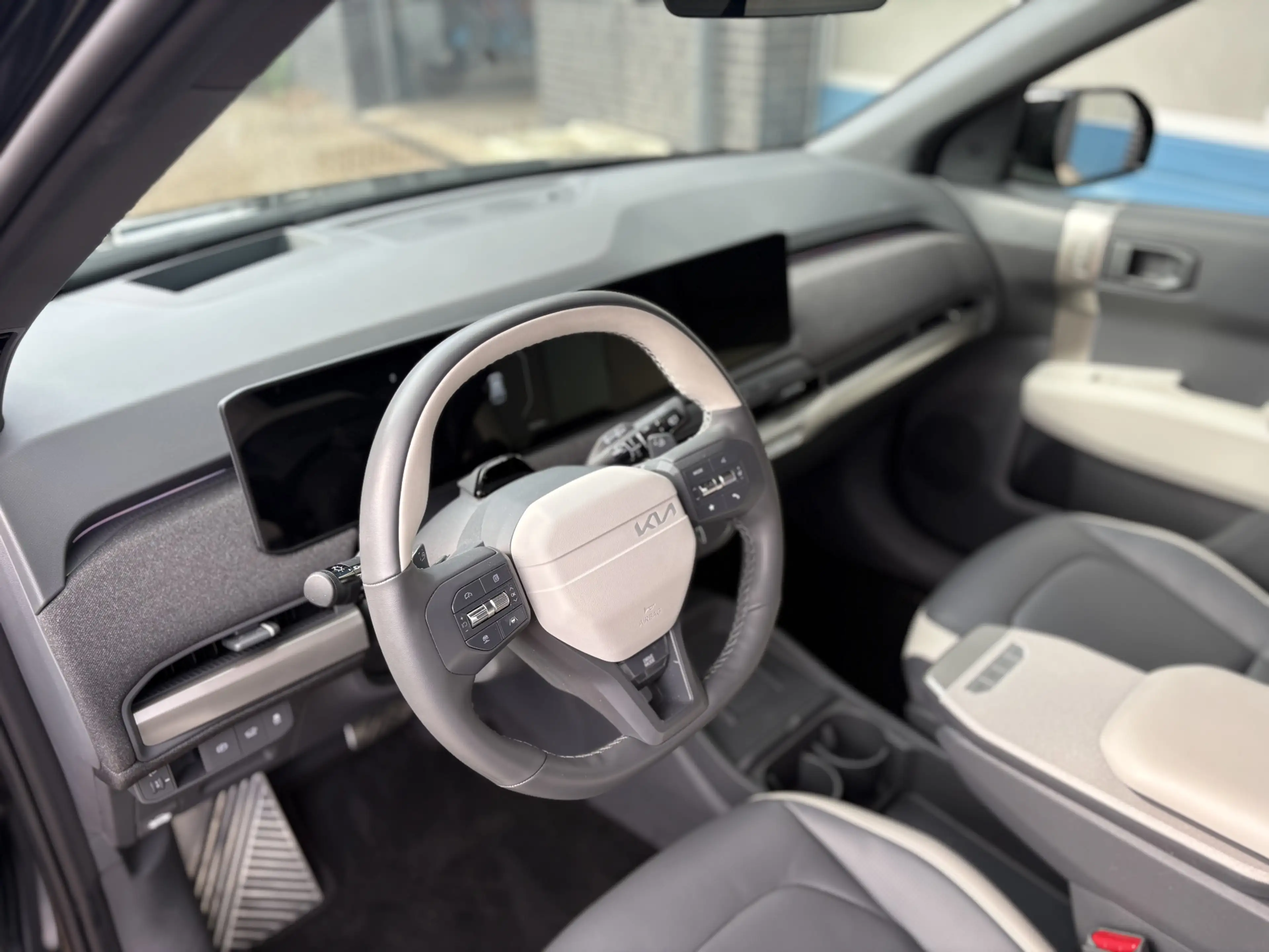 Kia EV3 GT-PlusLine 81.4 kWh, schuif/kantel/pano/climate, — photo 23