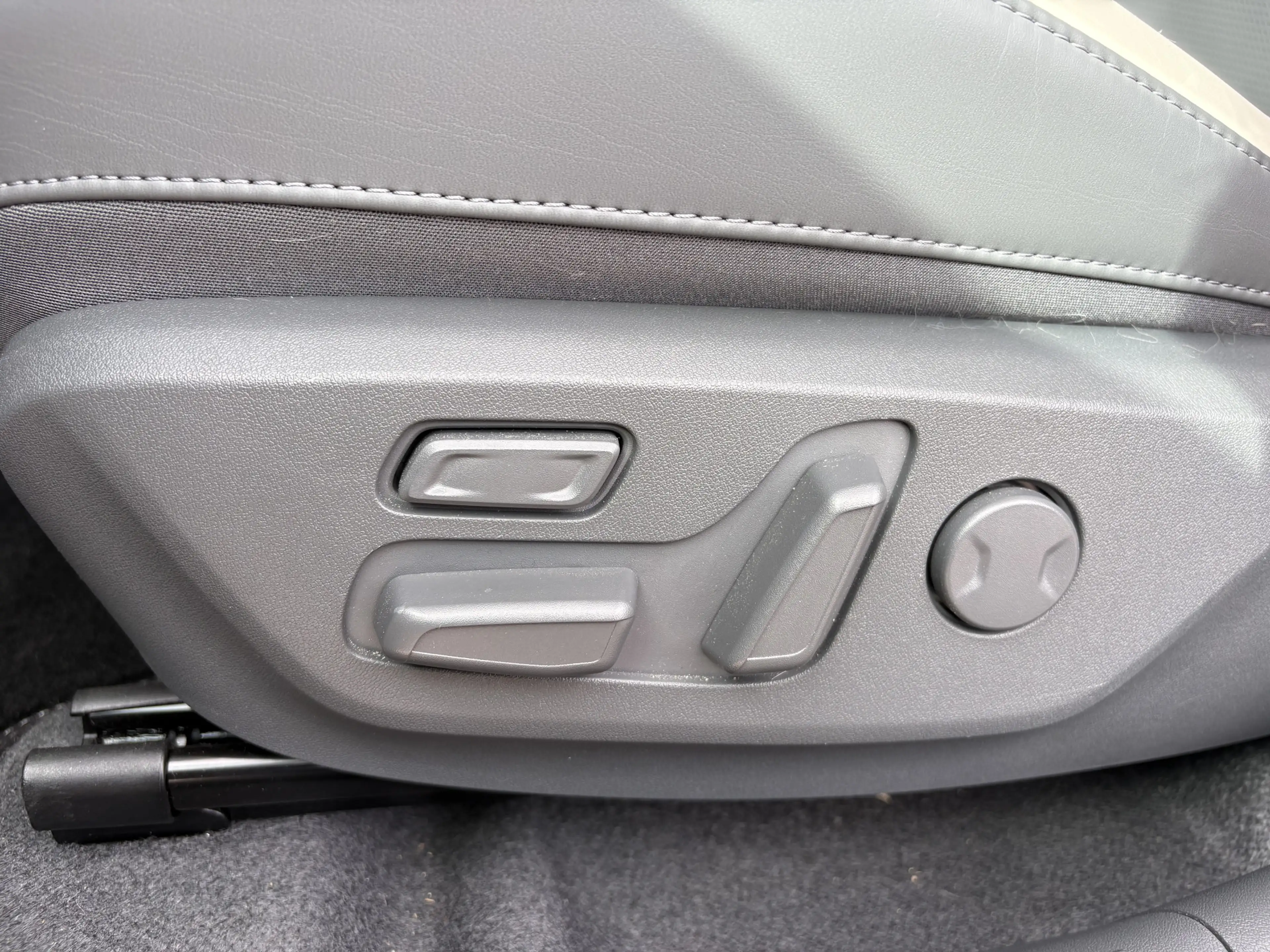 Kia EV3 GT-PlusLine 81.4 kWh, schuif/kantel/pano/climate, — photo 5