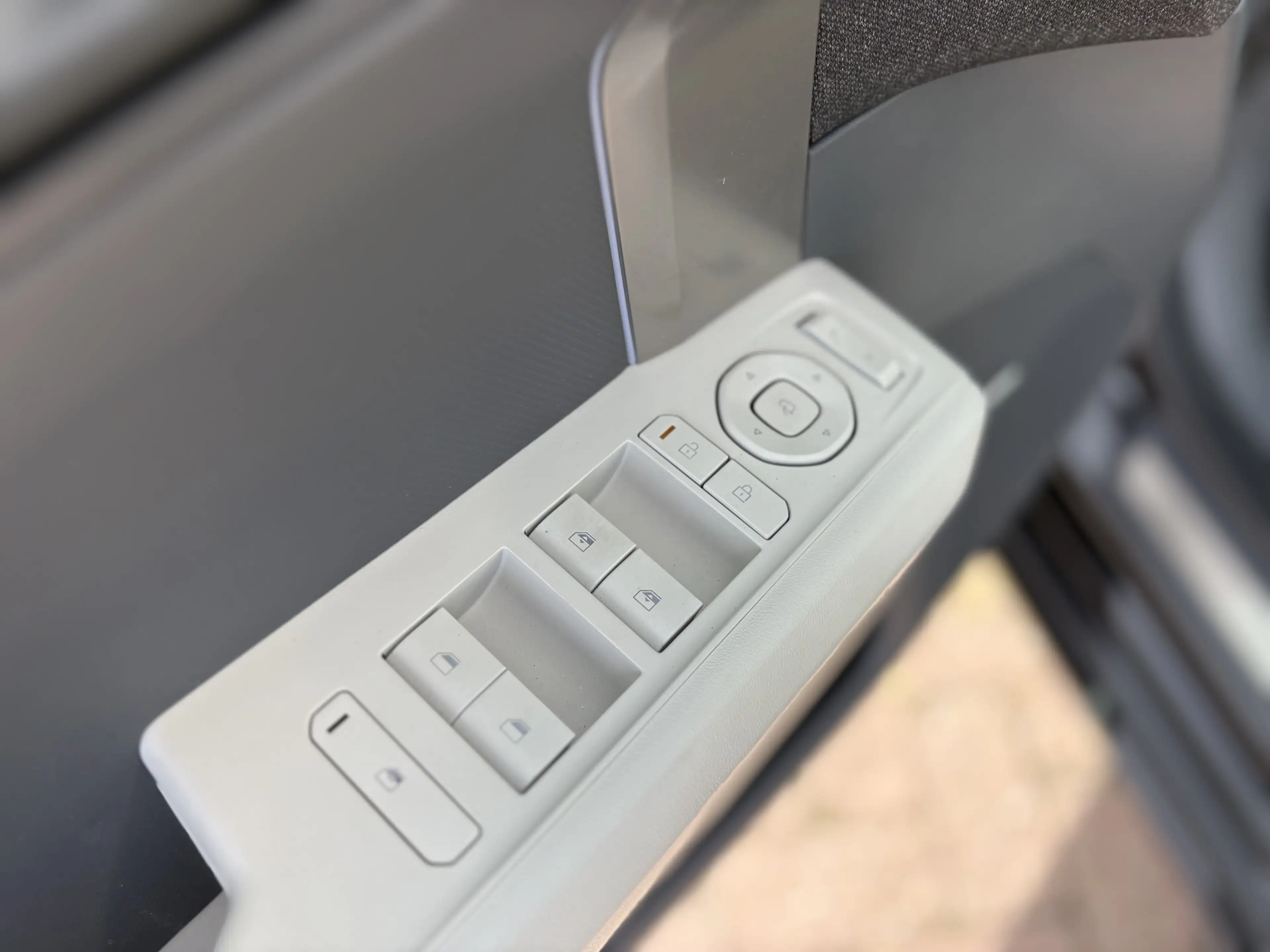 Kia EV3 GT-PlusLine 81.4 kWh, schuif/kantel/pano/climate, — photo 4