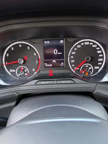 Volkswagen T-Cross view 6