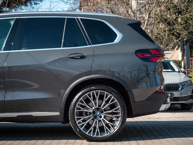 BMW X5 X5 view 11