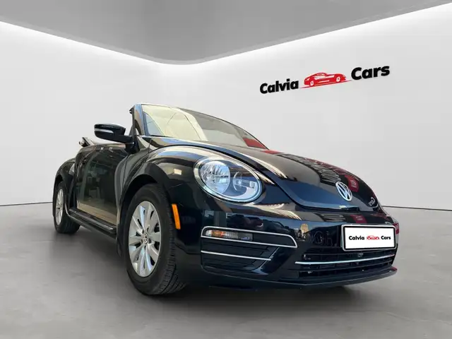 Volkswagen Beetle Descapotable Automático de 2 Puertas