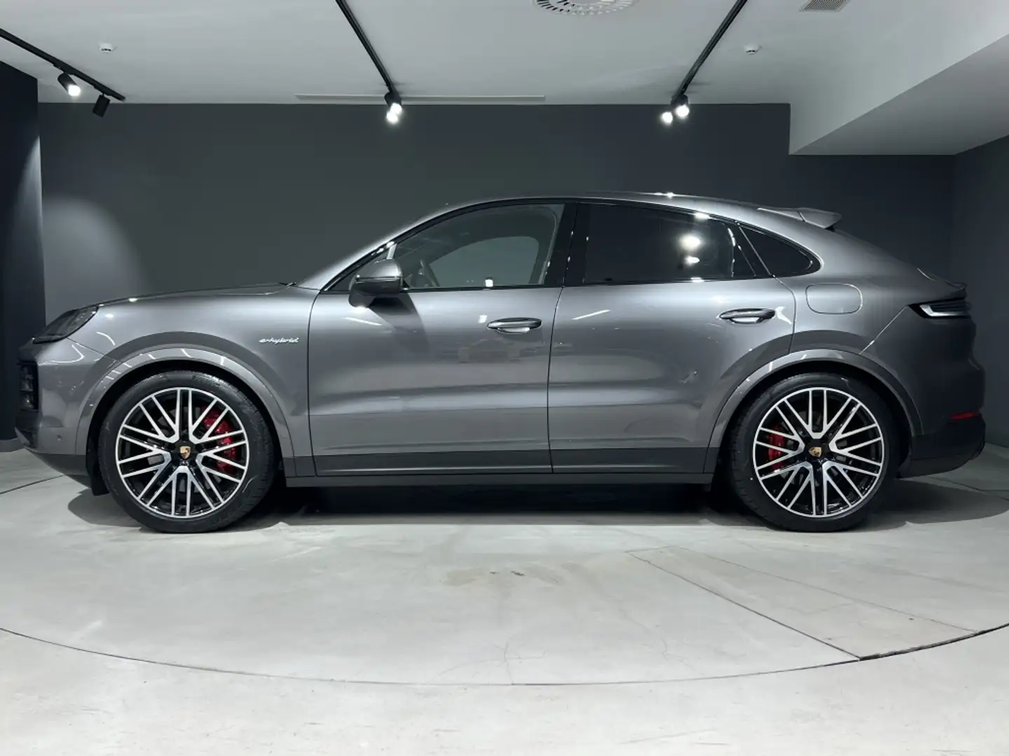 Porsche Cayenne Coupé S E-Hybrid Aut. Gris - 2