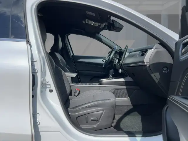 Renault Arkana view 8