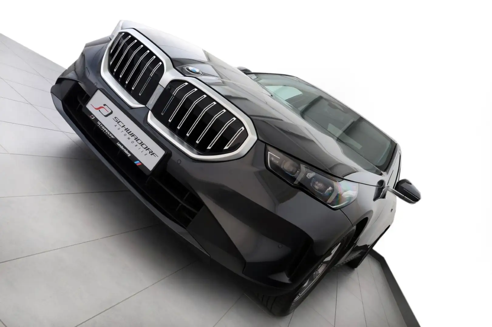 BMW 520 i Limousine G60 LiveCoPro HUD H&K 360°-CAM Grau - 2