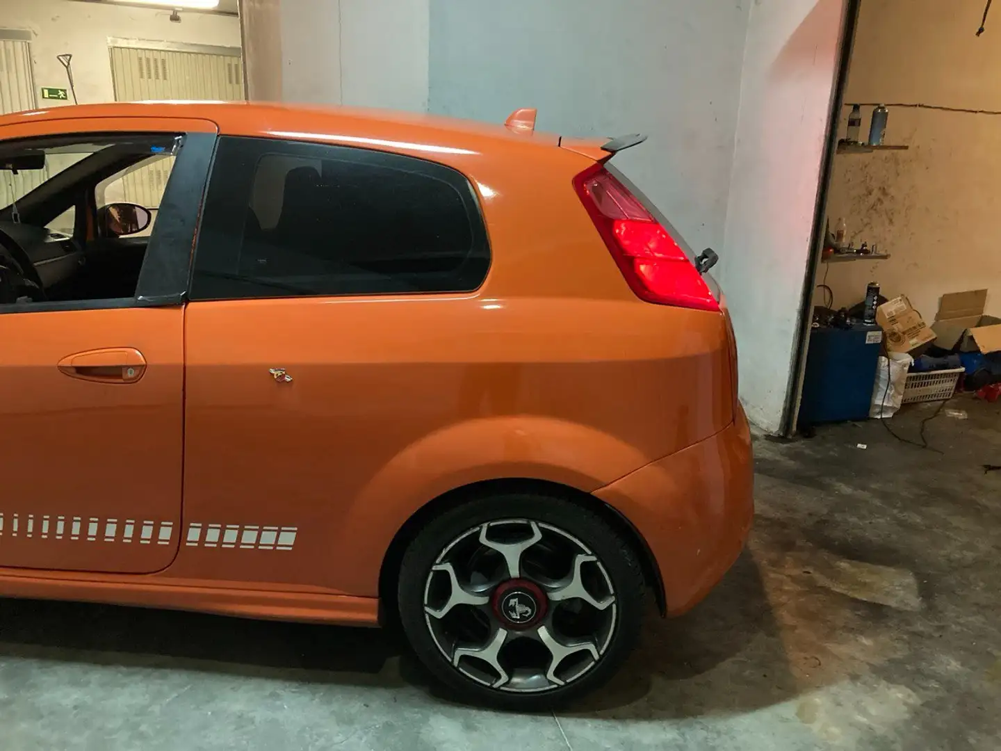 Fiat Grande Punto Grande Punto 1.9Mjt Sport 130 Sport Naranja - 2