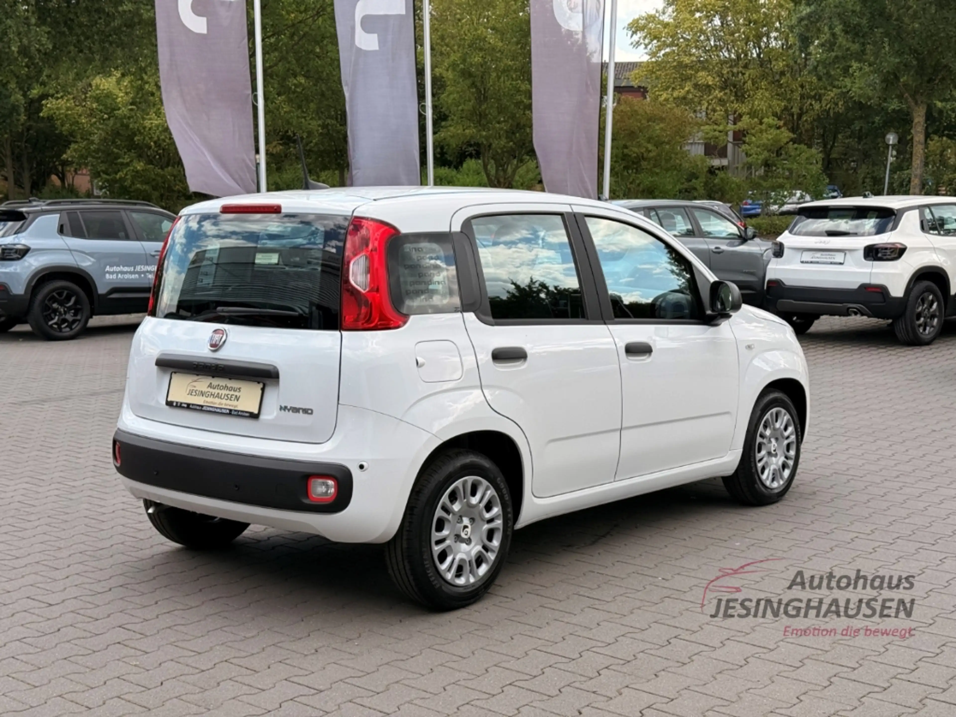 Fiat New Panda Icon Hybrid+PDC+Klima+Bluetooth+digit. Cockpit — photo 5
