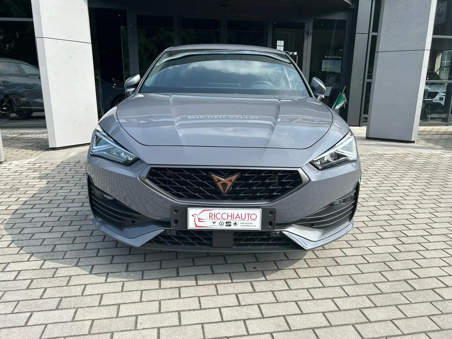 CUPRA Leon 1.4 e-hybrid VZ 245cv dsg VETTURA UFFICIALE ITALIA Grigio - 2