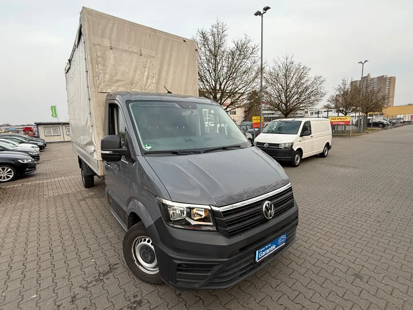 Volkswagen Crafter 2.0 TDI 35 lang FWD*PRITSCHE/PLANE*LANG* Grau - 1