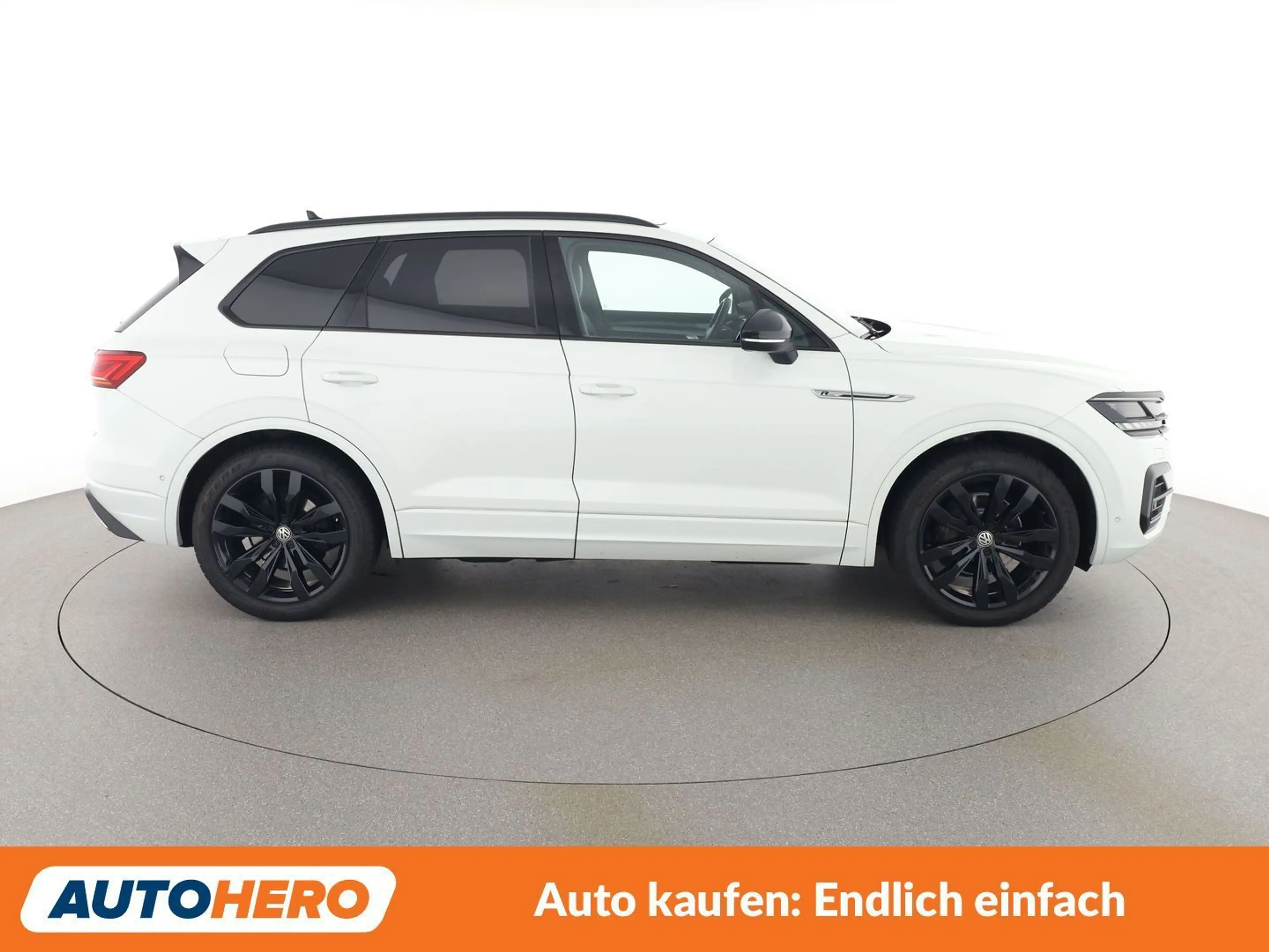 Volkswagen Touareg 3.0 V6 TDI R-Line 4Motion — photo 7