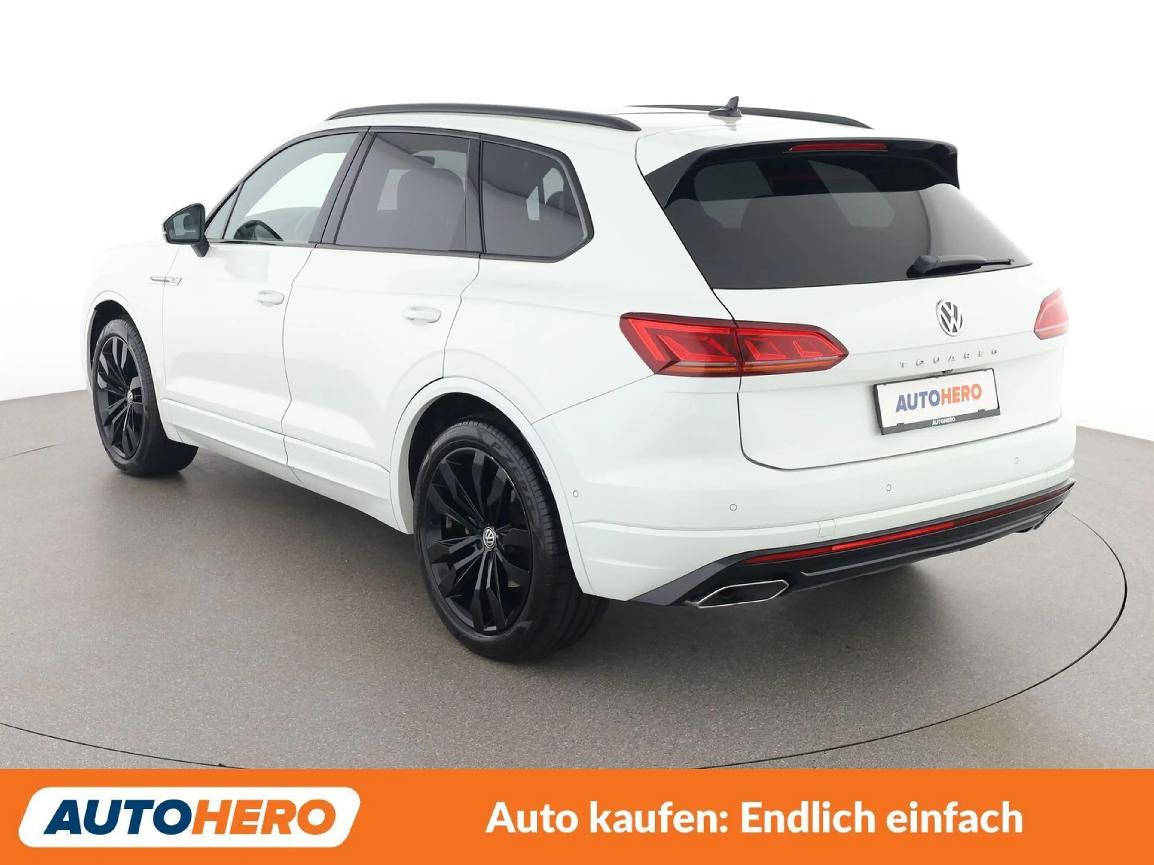 Volkswagen Touareg 3.0 V6 TDI R-Line 4Motion — photo 4
