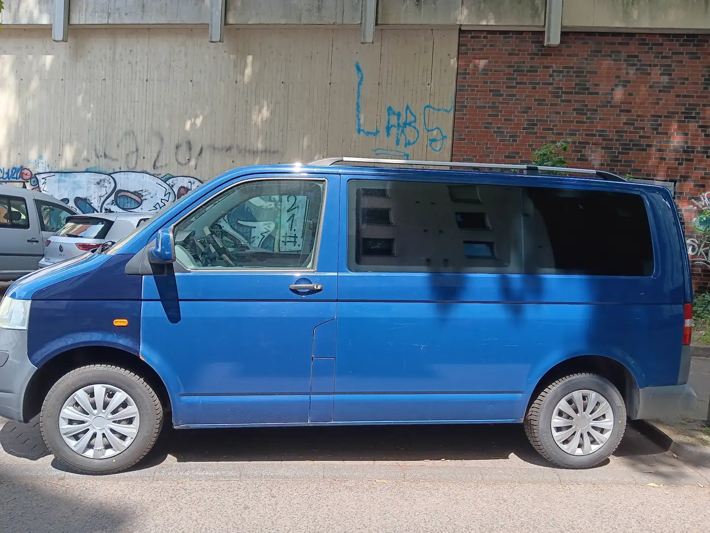 Volkswagen T5 Caravelle Lang - 2