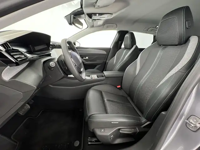 Peugeot 308 view 7