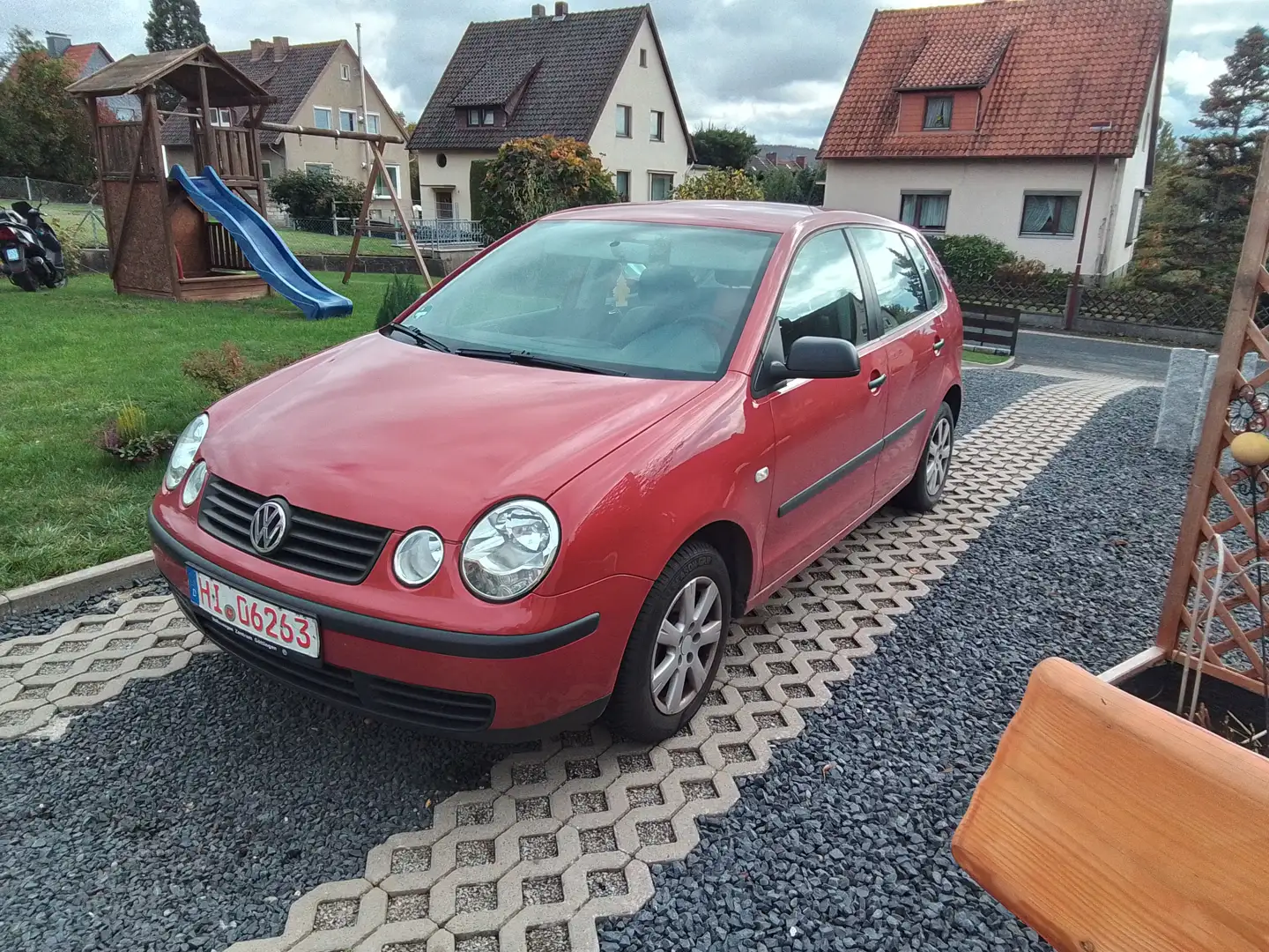 Volkswagen Polo Basis Rouge - 1