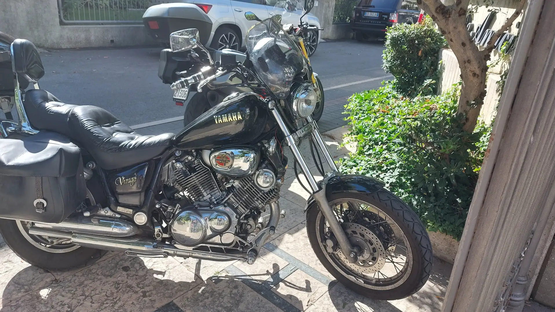 Yamaha XV 750 Fekete - 1
