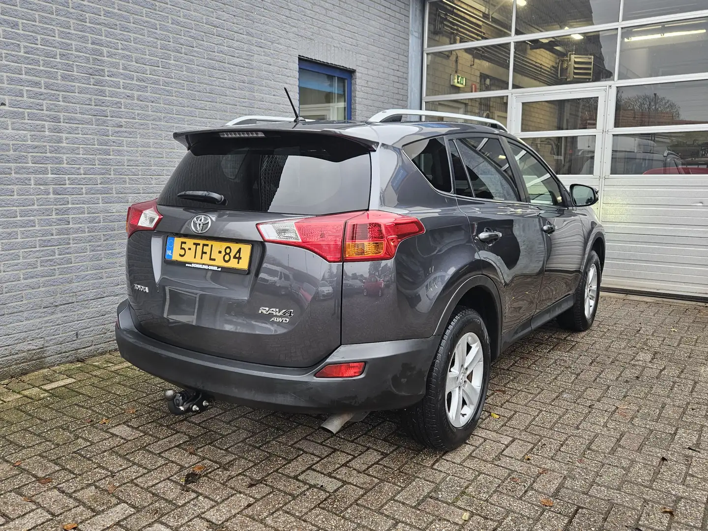 Toyota RAV 4 2.0 Dynamic 4WD Inclusief afleveringskosten Gris - 2