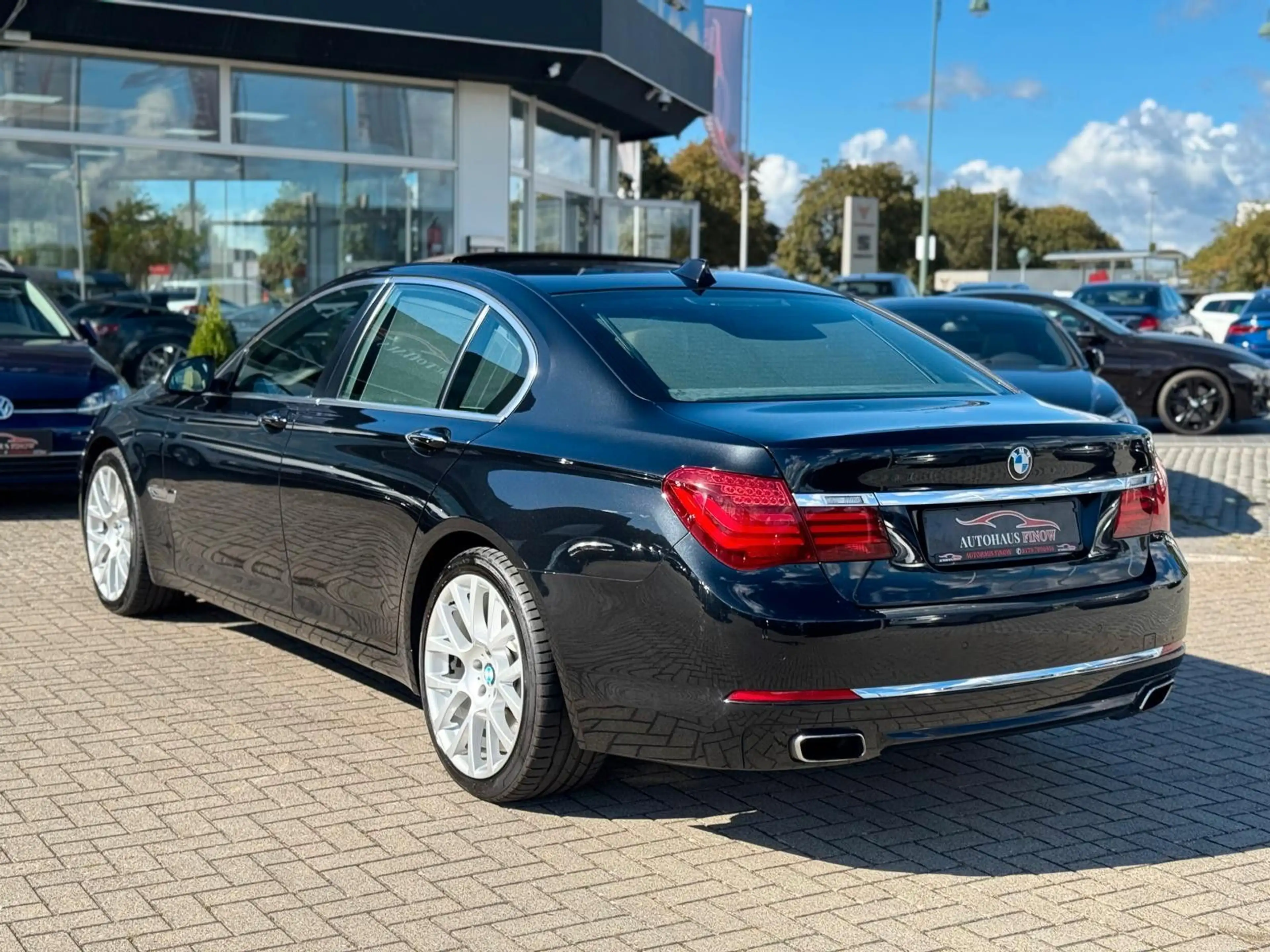BMW 750 d xDrive"MASSAGE"S.DACH"SPUR ASS."LEDER"LED" — photo 7