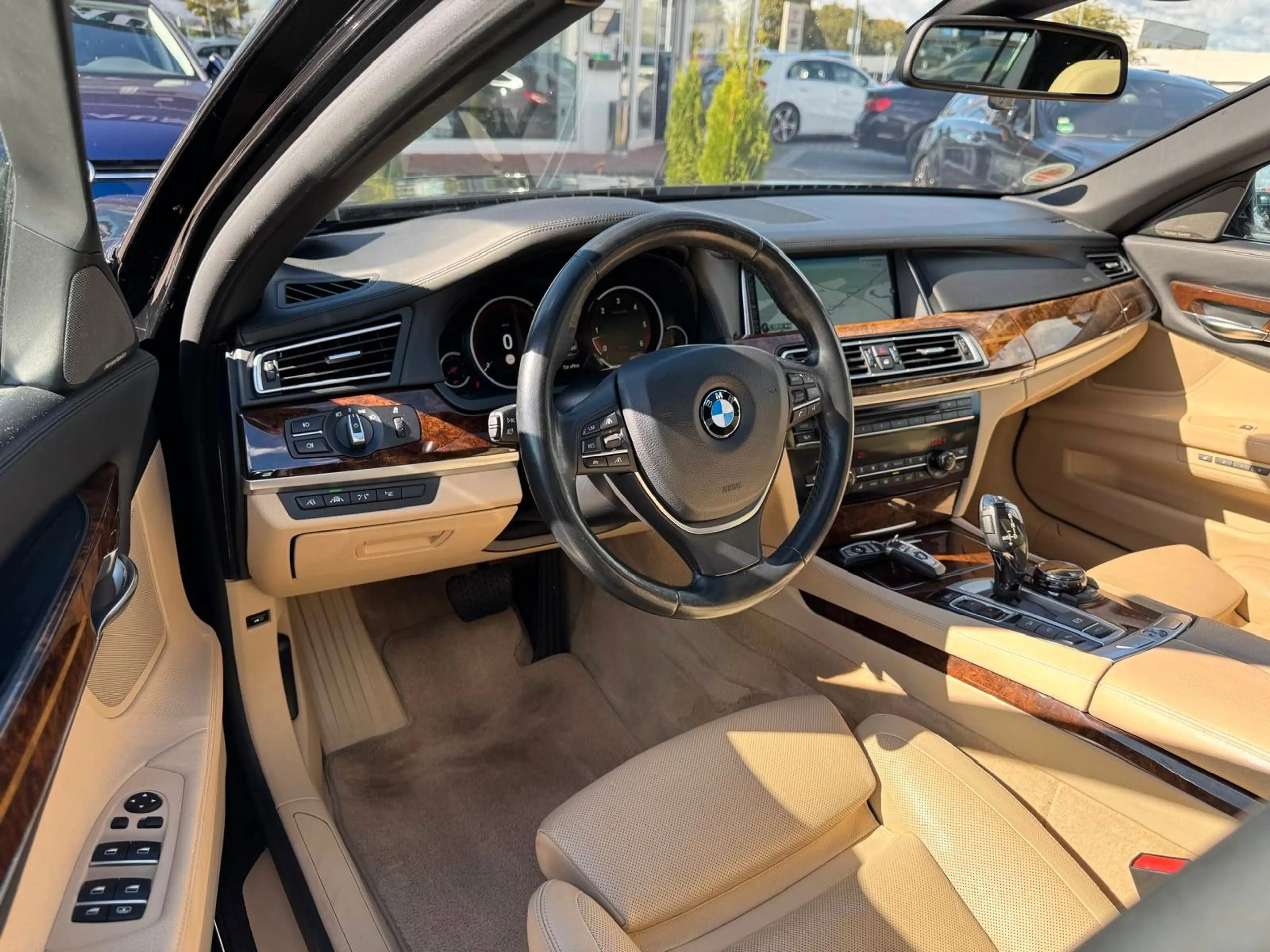 BMW 750 d xDrive"MASSAGE"S.DACH"SPUR ASS."LEDER"LED" — photo 12