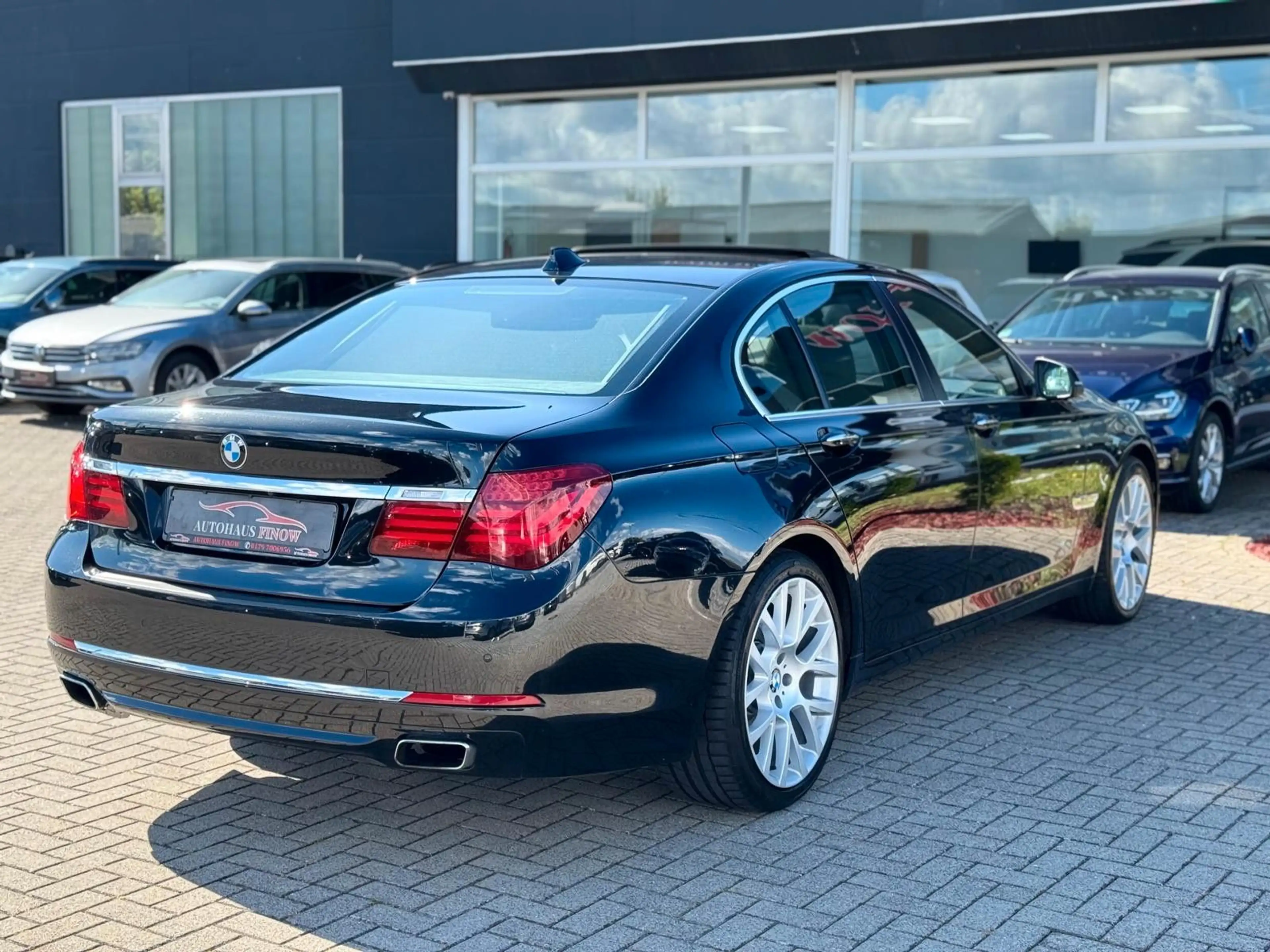 BMW 750 d xDrive"MASSAGE"S.DACH"SPUR ASS."LEDER"LED" — photo 6