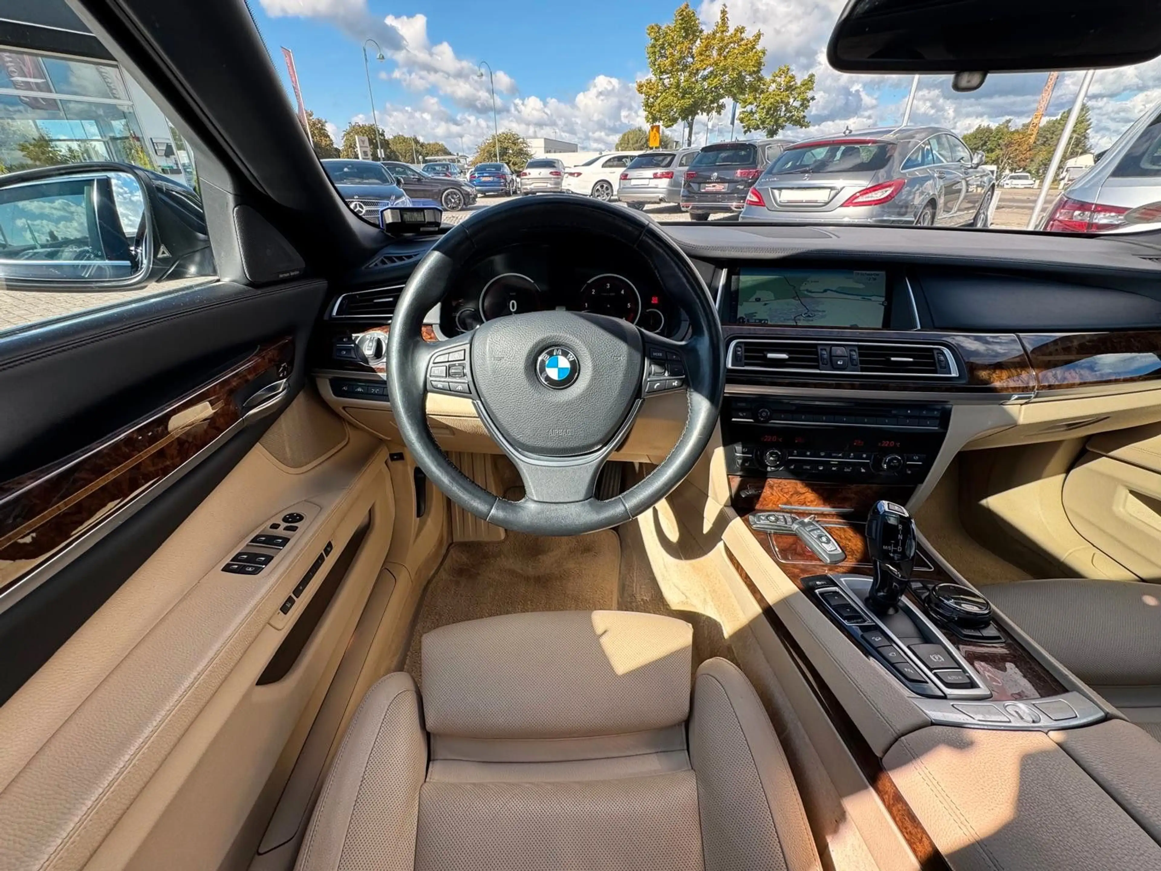 BMW 750 d xDrive"MASSAGE"S.DACH"SPUR ASS."LEDER"LED" — photo 13